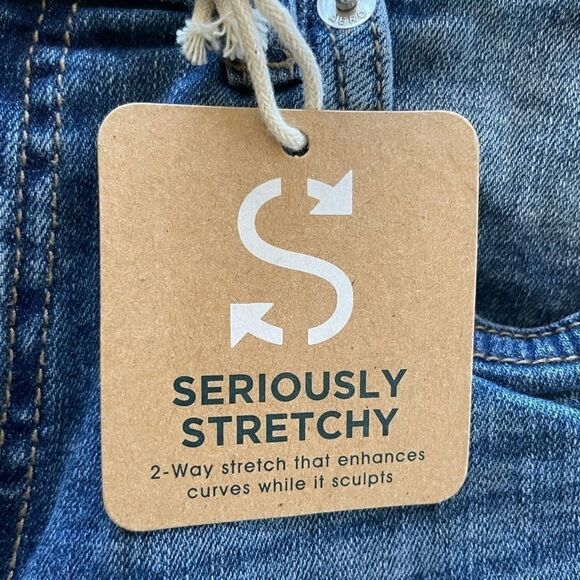 AEROPOSTALE Super High Rise Midi Length Shorts Size 2 - Picture 5 of 7